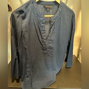 Banana republic navy top